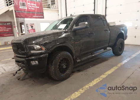 2018 Ram 2500 Laramie 4X4 6'4 Box из США, поврежденный, VIN 3C6UR5FL3JG142904